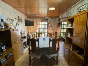 Casa en venta en Castelar Sur