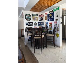 CASA EN VENTA CON VISTA AL LAGO 