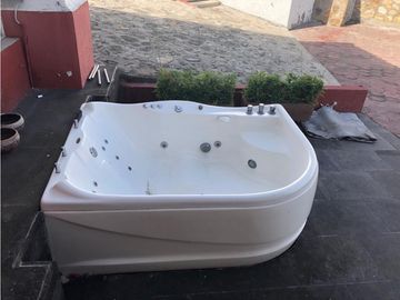 CASA EN VENTA CON VISTA AL LAGO 