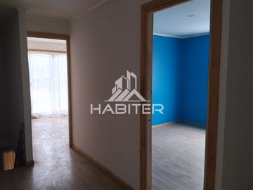 Casa en venta de 4 dorm. en Curicó (40087)