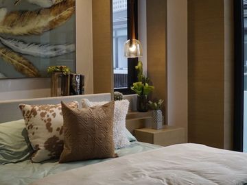 1st Class Townhome with Elevator for Sale in New Manila !