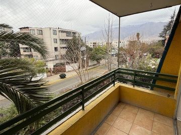 MARAVILLOSO DPTO AL LADO DEL MALL PLAZA Y METRO VICENTE VALD
