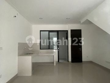 Dijual Termurah Rumah Pik2 Millenial Uk 4,5X10 bisa KPR Hadap Selatan