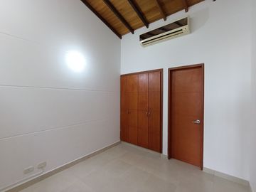 casa en venta en villa antigua. Cod V27093