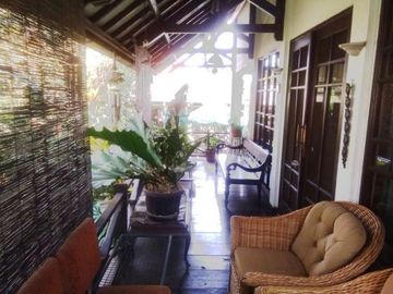 Rumah Cantik Dan Asri Cigadung Raya Dekat Dago Resort