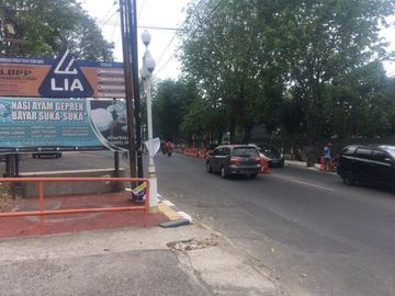 Ruko tengah kota cocok untuk usaha.RAMAI&STRATEGIS