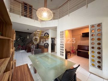 Tebet Barat - Rumah Siap Huni Dekat ke Eco Park Tebet