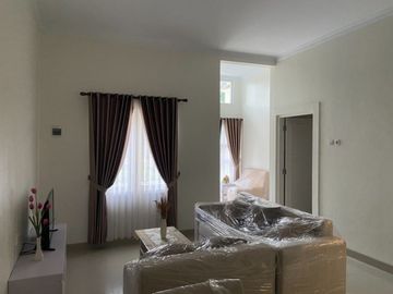 Hunian Berkonsep Modern Luas Di Purwomartani