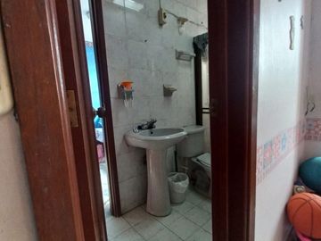 casa en venta en champagnat. Cod V17181