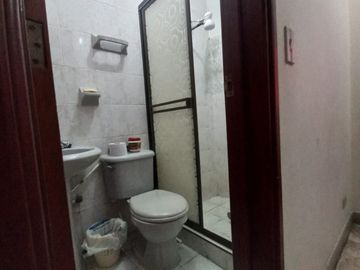 casa en venta en champagnat. Cod V17181