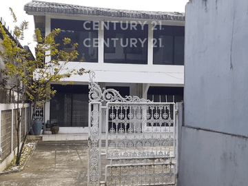 Dijual Rumah Lokasi Strategis Di Meruya Utara Kembangan