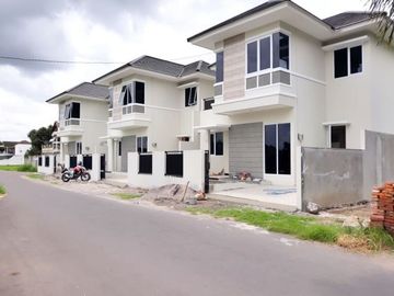 Rumah Mewah View Sawah Di Purwomartani Utara Bandara