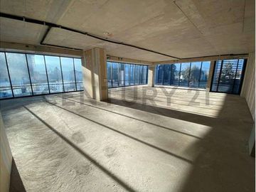Arriendo Oficina de 263 m2 en Avda. La Dehesa