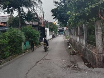 Rumah 2 Lantai Di Bintara Bekasi Bebas Banjir