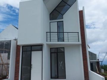 rumah mewah area dau harga 600 jt an