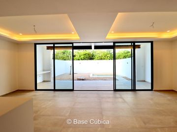 Venta casa en privada al norte de Mérida, Conkal