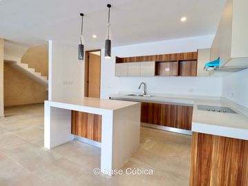 Venta casa en privada al norte de Mérida, Conkal