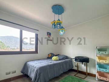 Totalmente remodelada Huechuraba al lado Pumahue