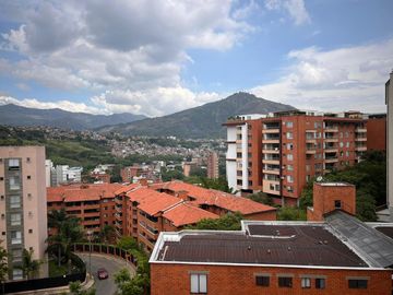 apartamento en venta en santa teresita. Cod V16376