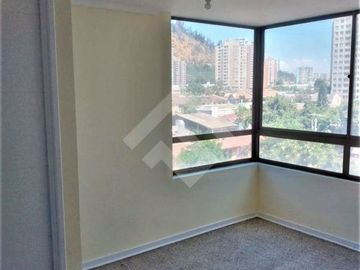 Departamento en arriendo de 2 dorm, 2 baños, Recoleta.