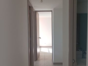 apartamento en arriendo en las flores. Cod A218107