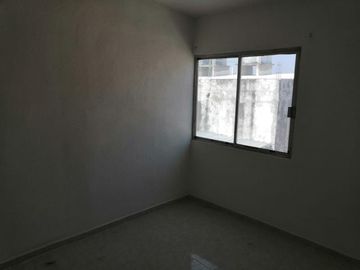 Casa en Rio Medio 3 recien remodelada. Cochera cerrada