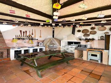 Casa de oportunidad en venta sector La Primavera