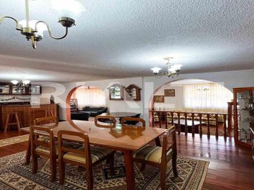 Casa de oportunidad en venta sector La Primavera