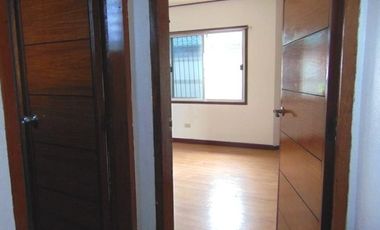 Semi-Furnished 3 Bedrooms Apartment in Banilad Cebu City