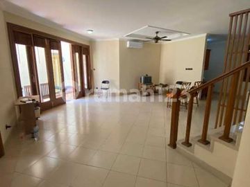 Dijual Rumah di Bintaro Sektor 7, Tangerang Selatan