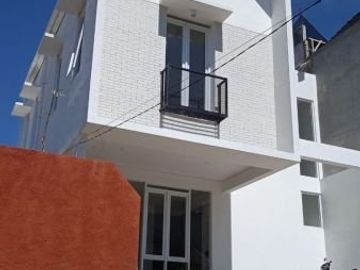 Menuju Habis Rumah 2LT dket Borma Cikutra PHH Mustofa Cigadung Bandung
