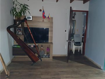 VENTA CASA CERRO AZUL