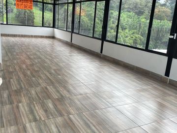 local en arriendo en la campiÑa. Cod A218485