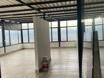 local en arriendo en la campiÑa. Cod A218485