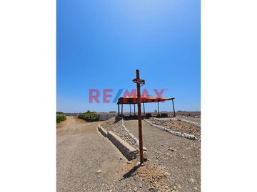 Oportunidad de invertir en un lote de terreno rústico (predio San Juan de agua dulce) en San Vicente de Cañete 
1 lote de 500 m2 en esquina US$ 40,00