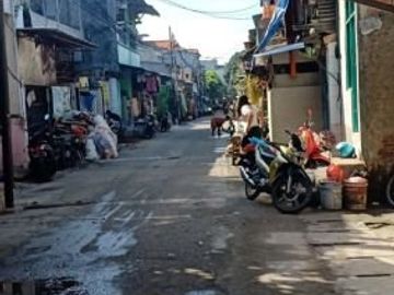 Rumah teluk gong,hadap barat,akses depan 3 mobil