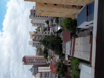 Edificio nuevo! 2 amb., 60 mts propios divisible en 3, con amplias fac! Apto credito bancos,.Posesion ya! balcon con parrilla propia, opcion cochera