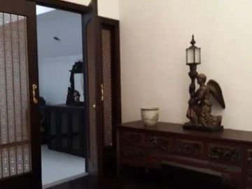 Rumah Mewah Shm di Daerah Kupang Indah Surabaya