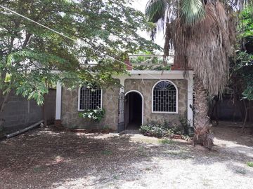 Se Vende Casa Cerca del Mar en Ballenita