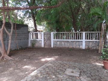 Se Vende Casa Cerca del Mar en Ballenita