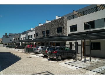 VENTA TRIPLEX A ESTRENAR EN HOUSING BARRIO SANTA RITA VILLA CARLOS PAZ