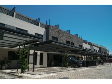 VENTA TRIPLEX A ESTRENAR EN HOUSING BARRIO SANTA RITA VILLA CARLOS PAZ