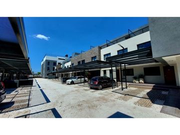 VENTA TRIPLEX A ESTRENAR EN HOUSING BARRIO SANTA RITA VILLA CARLOS PAZ