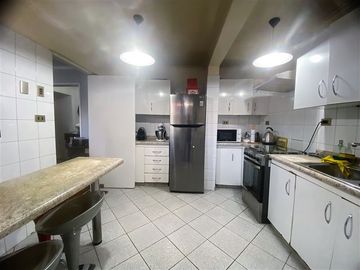 Casa en Venta en AMPLIO JARDÍN CON PISCINA..