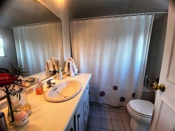 Casa en Venta en AMPLIO JARDÍN CON PISCINA..