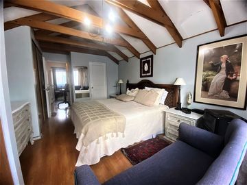 Casa en Venta en AMPLIO JARDÍN CON PISCINA..