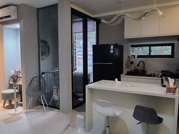 Dijual rumah aparthouse 4 tingkat di cipete jakarta selatan lokasi dekat ke MRT h.nawi