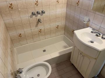 Departamento Tipo Casa en venta en Wilde Centro