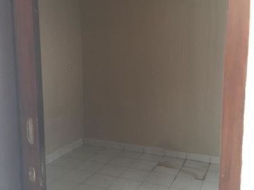 Rumah 1.5 Lantai, asri, nyaman dan tenang dimegapolitan cinere