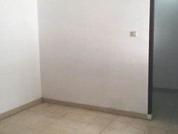 Rumah 1.5 Lantai, asri, nyaman dan tenang dimegapolitan cinere